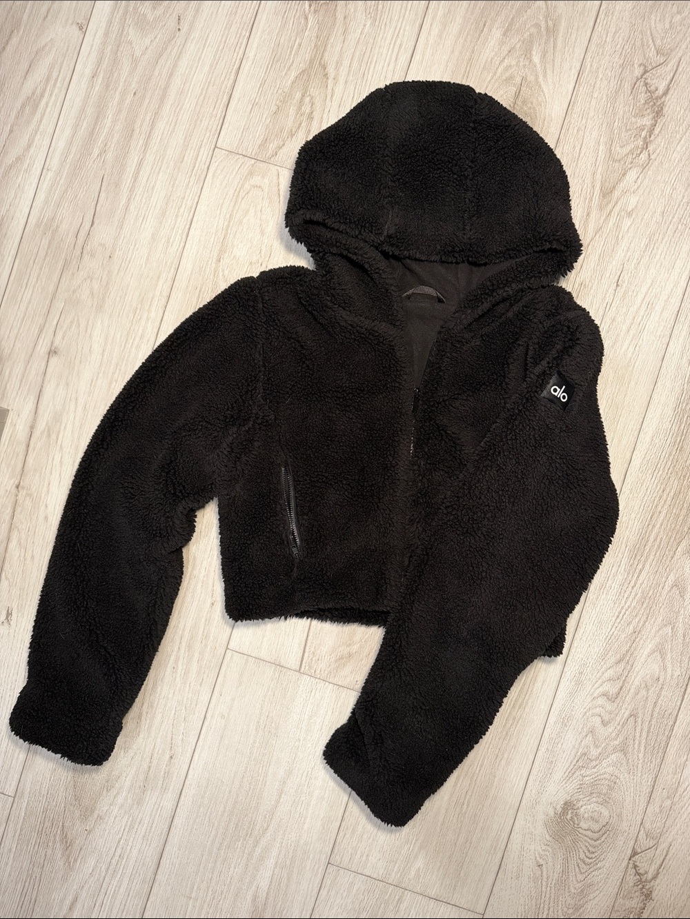 ALO Yoga LA SHERPA JACKET